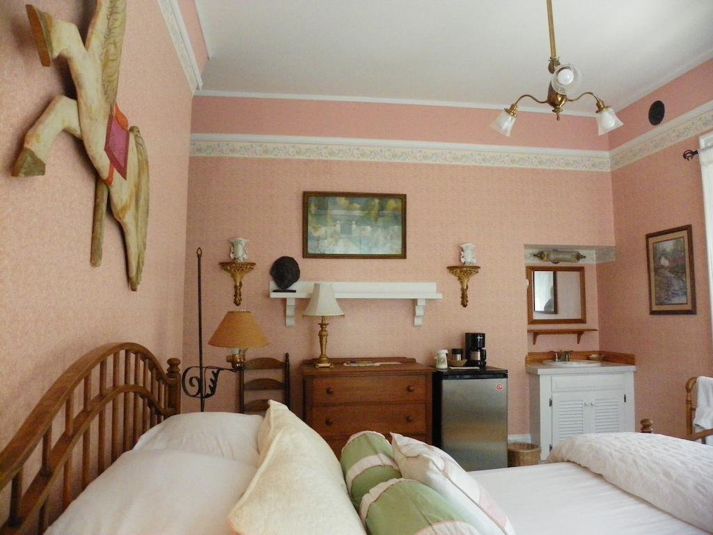 Homeport Historic Inn Searsport Номер фото